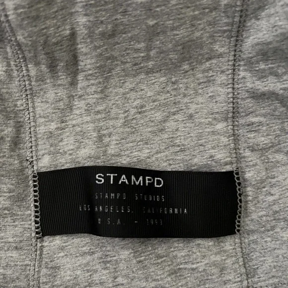 Stampd Women's Unisex Gray Pullover Hoodie with Scoop Hem & Thumb Holes - Large - Picture 10 of 15